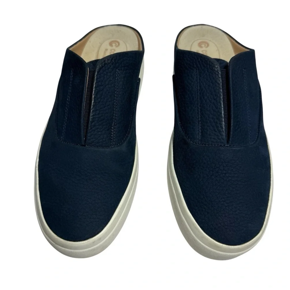 Corso Como Slides Slip on Leather Casual Navy Slip-On Women’s Sneakers Size 8M